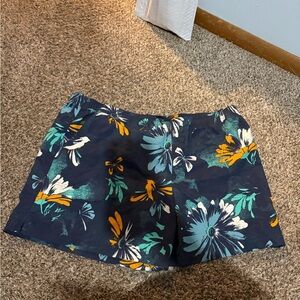 Columbia Navy Floral Women's Skorts